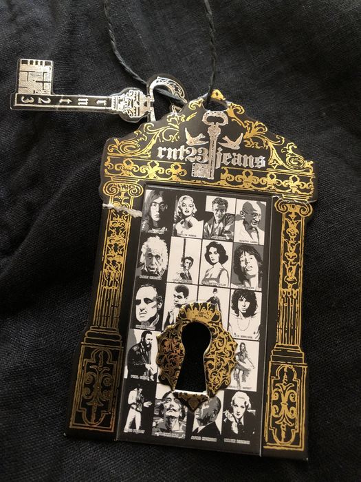 Брюки из натуральной ткани на лето