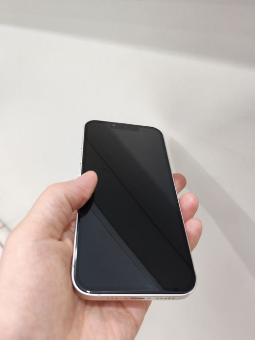 IPhone 13 256GB starlight