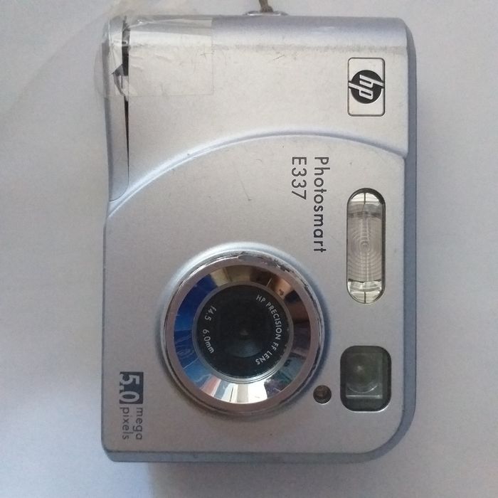 Фотоапарат Photosmart E337