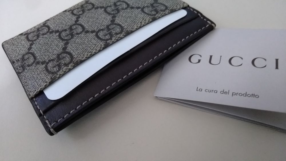 Portofele noi si card holder