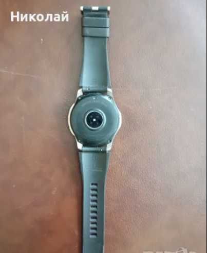 продавам смарт жесток часовник Samsung Galaxy