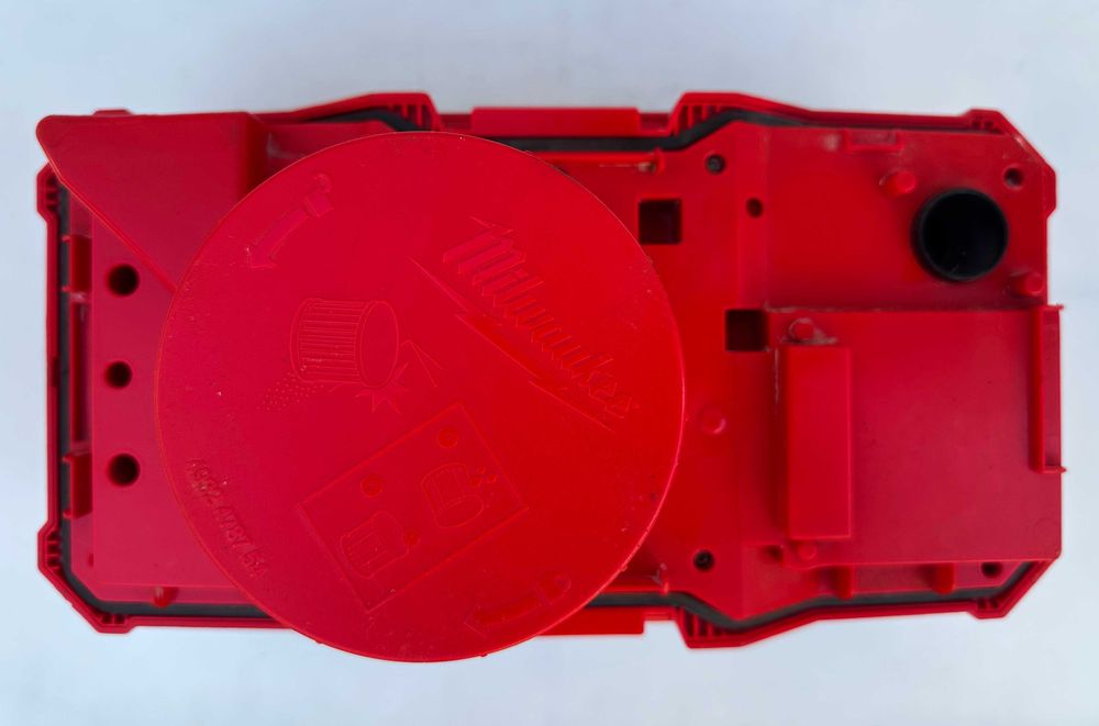 Milwaukee M18 VC-2 - Акумулаторна прахосмукачка 18V