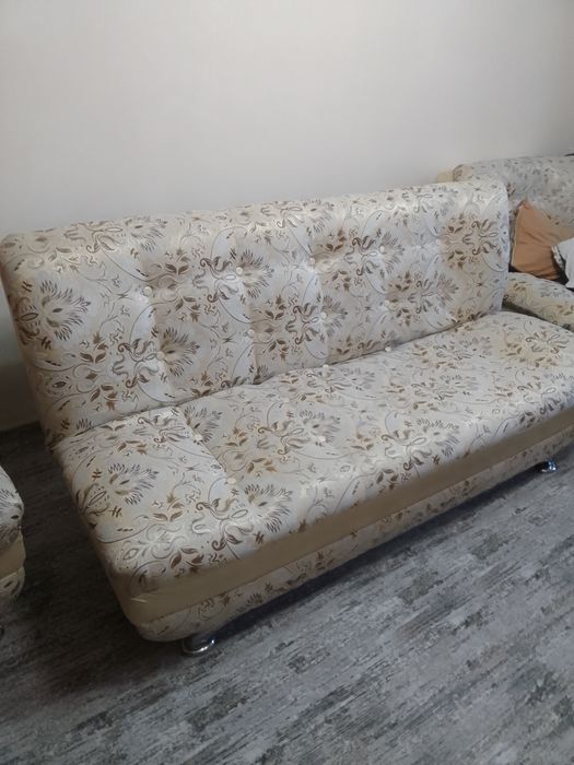 Диван раскладной и 2 кресла раскладные