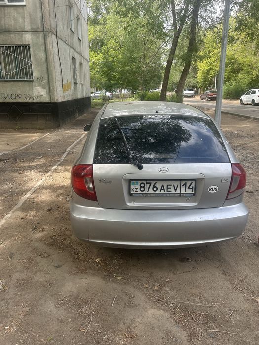 Продам машину киа рио