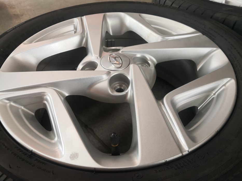4x100 hyundai Хюндай 4х100 джанти с датчици 185 55 15 гуми dot 23 като нови