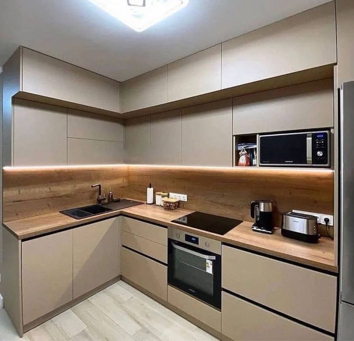 Кухни на заказ от прозводителя за 1 метр от