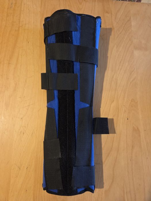 Медицинска колянна шина  55 см.