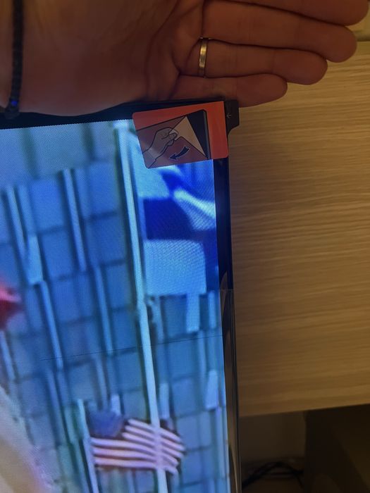 TCL cumprat de 2 aaptamani. S-a spart dispay-ul