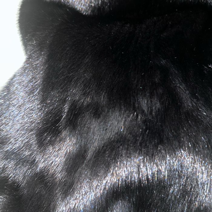 Продам норковую шубу