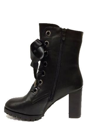 Дамски  боти на висок ток- ПРОМОЦИЯ