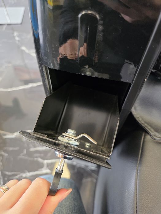 Scaun de masaj cu acceptor de bancnote