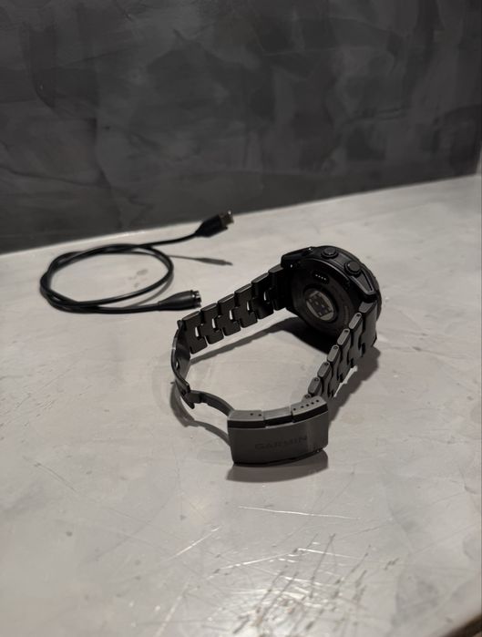КАТО НОВ Garmin Fenix 8 Pro 51 mm + titanium bracelet