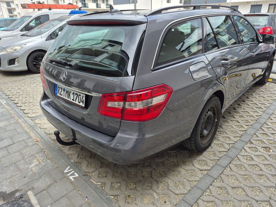 Mercedes-Benz E200 W212 | impecabila | revopsita total