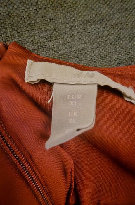 Нова червена рокля H&M