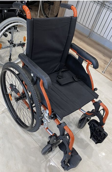 Продам инва коляску