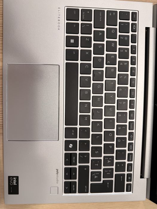 Vand laptop 2025 HP Elitebook G11 i7 Ultra, 512 GB SSD, 32 GB, 13 inch