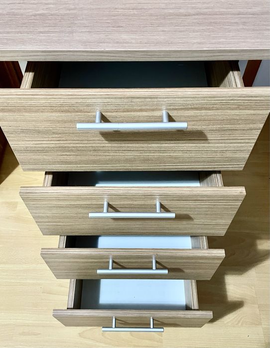 Corp mobila cu 4 sertare