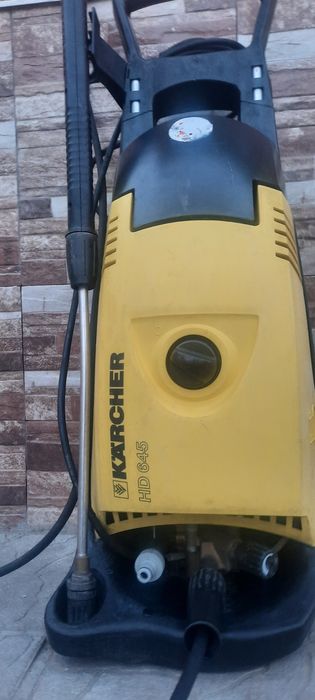 Водоструйка Karcher hd645