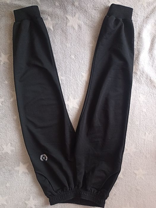 Бесплатно трико на 7-8 лет