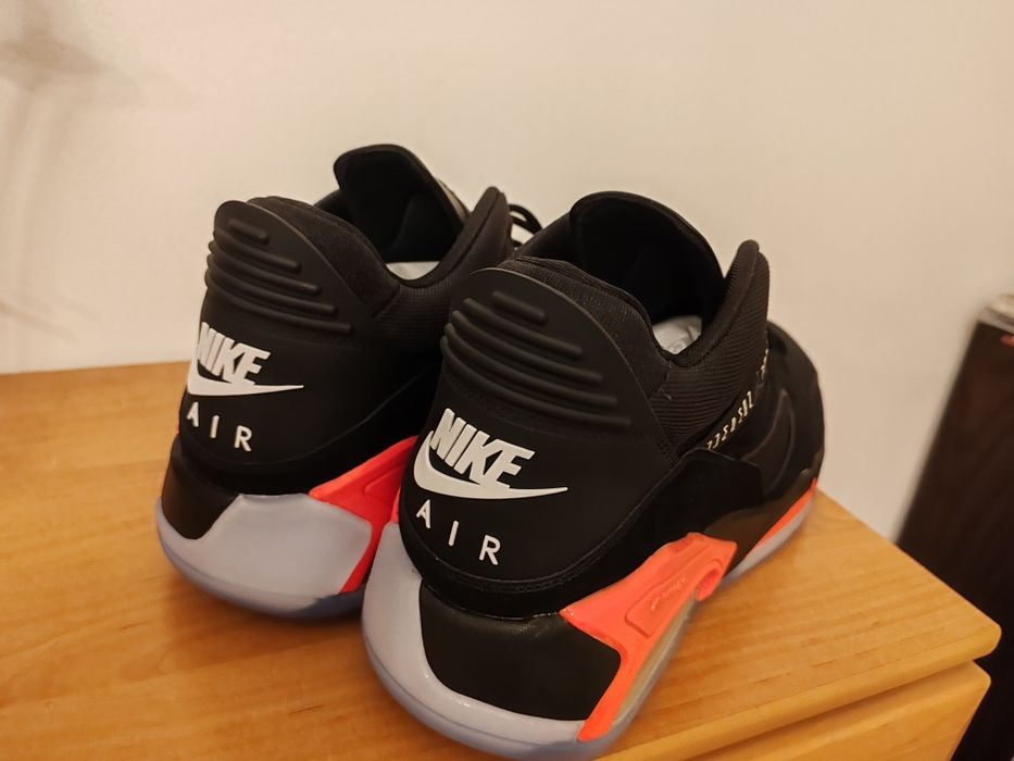 Vind Nike Jordan mărimea 48. 49