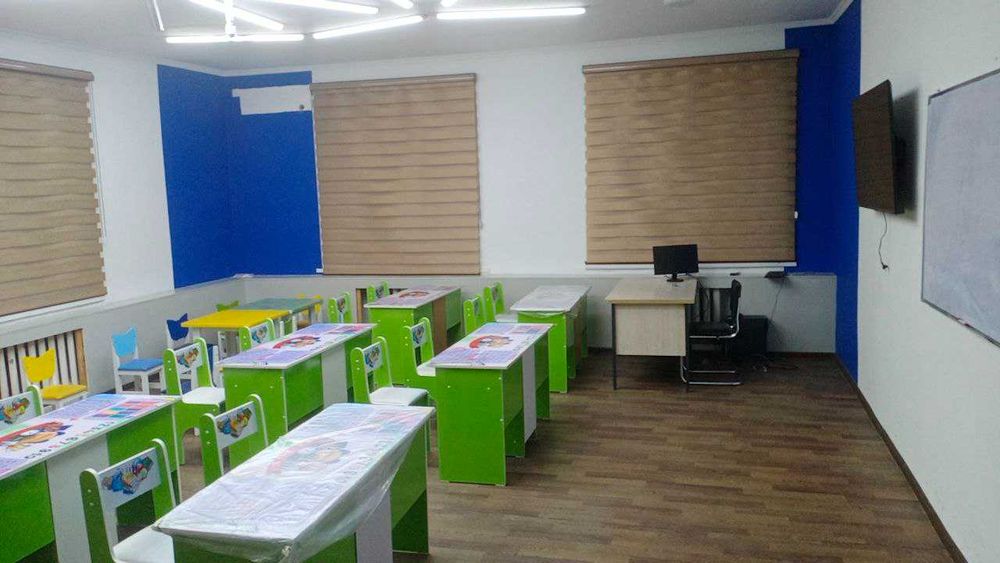 Парты для детей и детских учреждений.