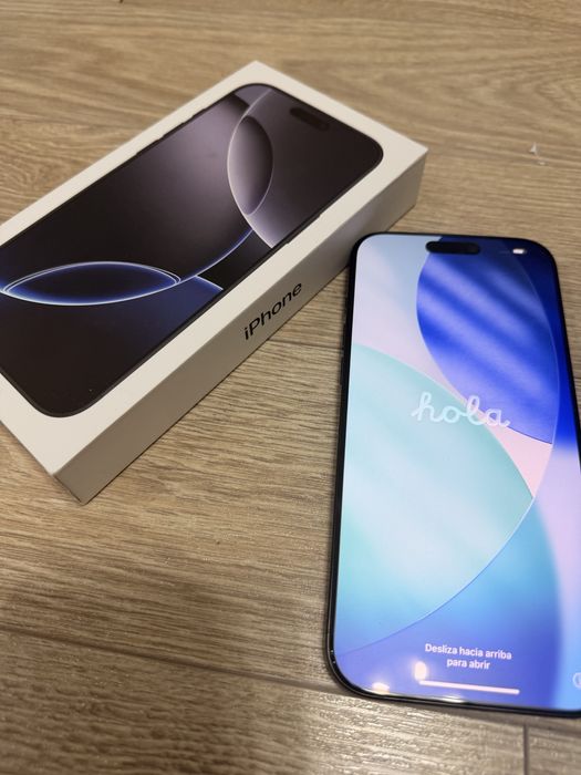 iPhone 16 Pro Max