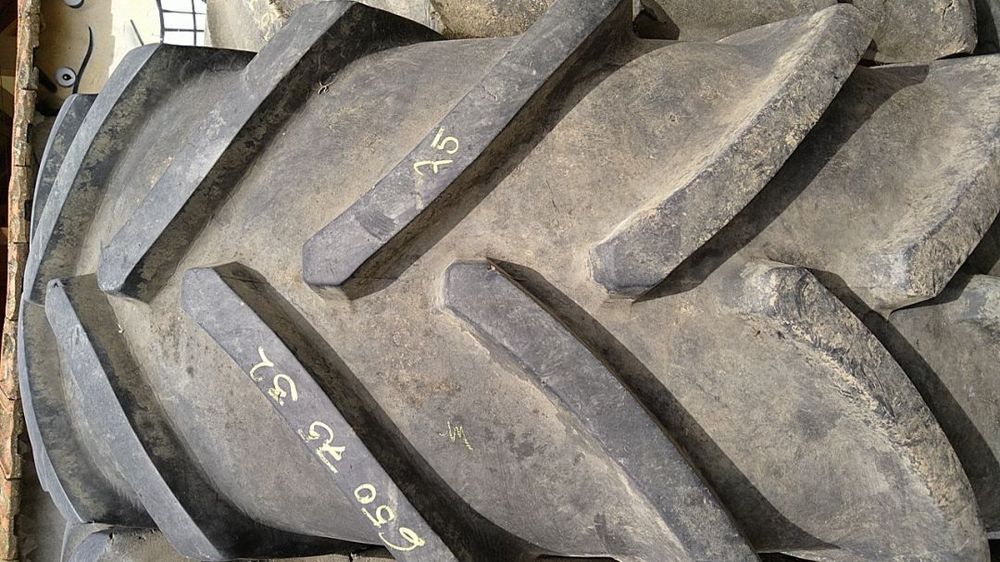 Anvelope agricole, industriale, camioane, remorci si semiremorci.