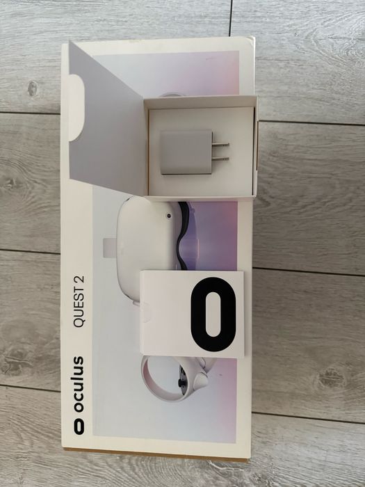 Vând Oculus Quest 2 – 128GB, Complet, Stare Foarte Bună