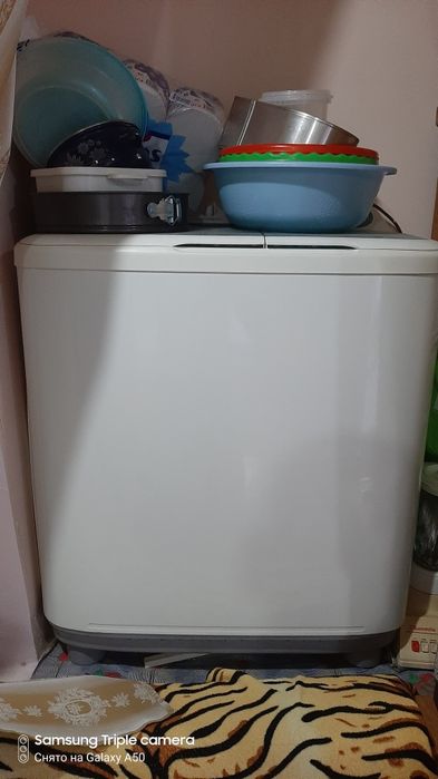 Sotiladi gaz Plita VA kir yuvish mashinasi