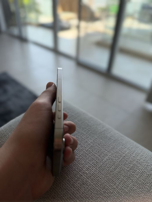 Iphone 15 pro,256гб