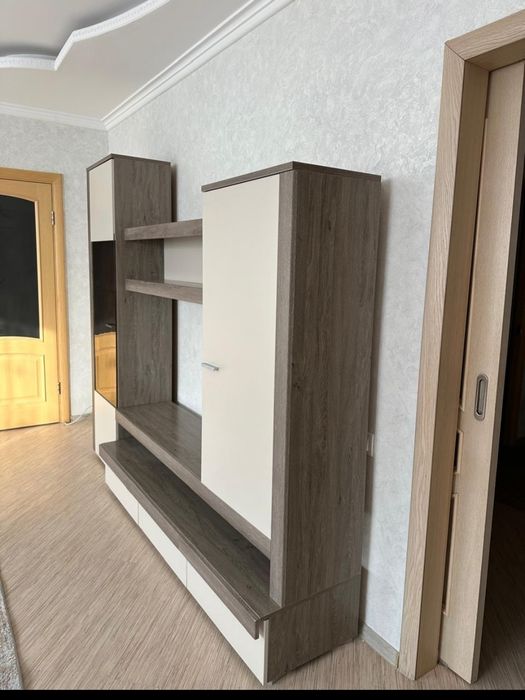 Продам зону под телевизор