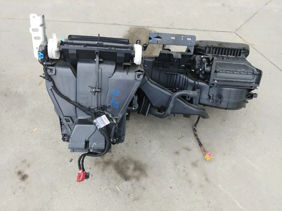 tulumba aer bord 2.0 tdi  audi q3 8u vw tiguan  1k1820308f