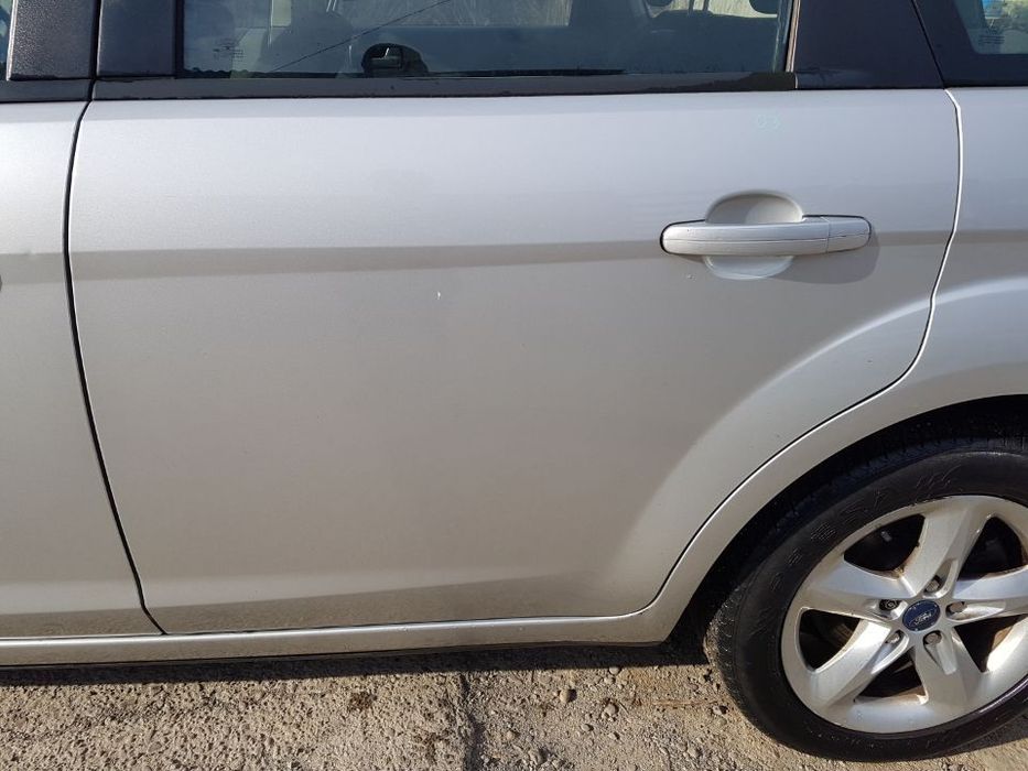 Usa / Portiera Stanga Spate Ford Focus 2 2007 - 2010 Break / Variant / Combi Cod Culoare O3