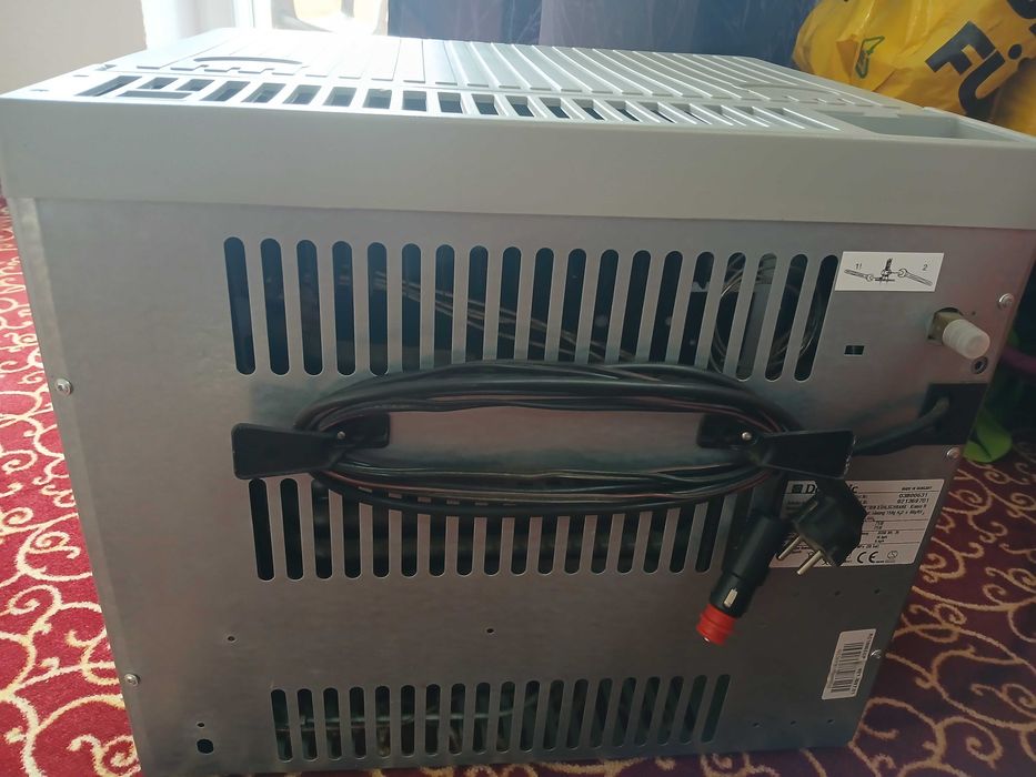 Хладилник на газ  12,220v