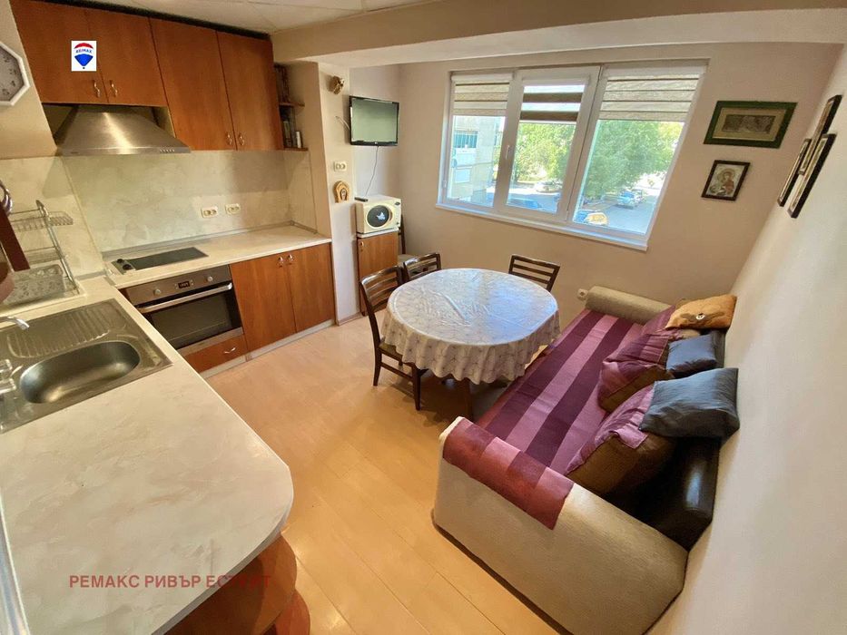 Продава се Двустаен апартамент в Русе, Дружба 3 - 60 кв.м за 1232 €/кв.м - Снимка #2