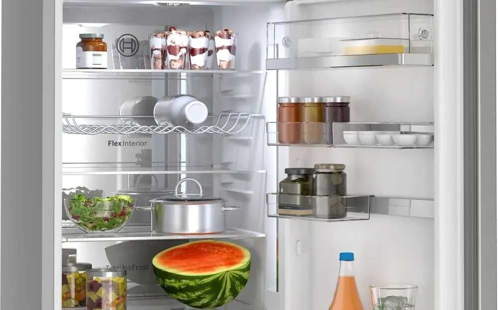 Хладилник с фризер BOSCH KGN39AIAU 203см.