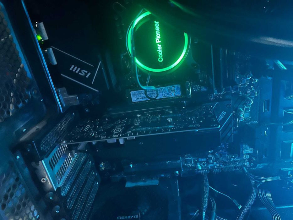 pc gaming { carcasa crapata}