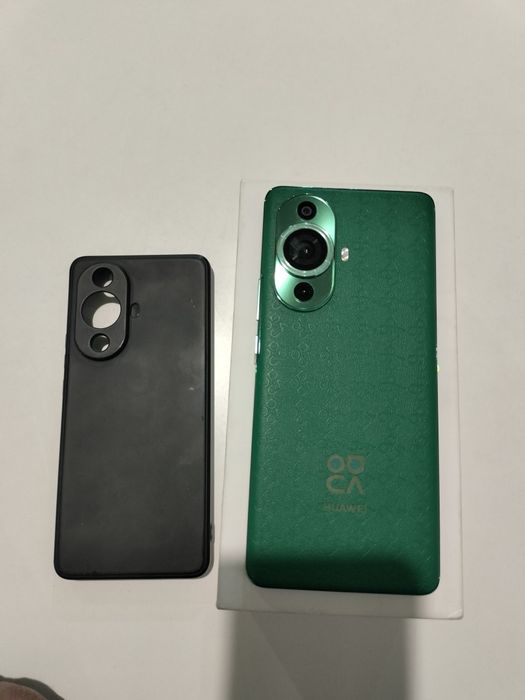 Срочно продам телефон Хуавей нова 11 про