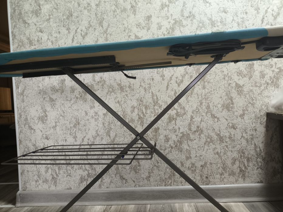 Продам гладильную доску.