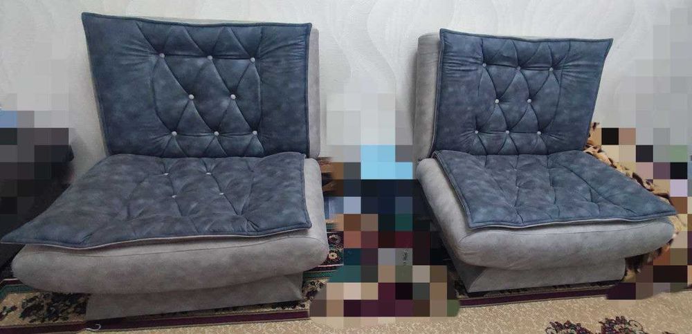 Продам диван два кресла