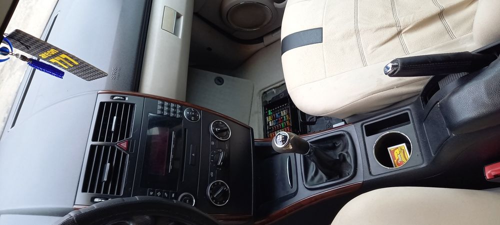 Mercedes A-Class W169 180 CDI на части