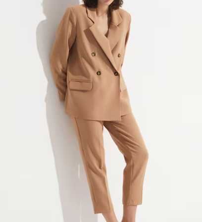 Costum de dama sacou si pantaloni