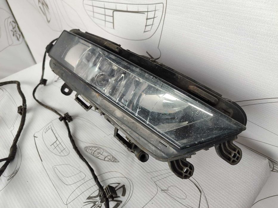 Proiector Ceata Dreapta cu Cablaj Bara Fata Skoda Octavia 3 (5E) Facelift 2017–2020 / Cod OEM 5E0941700F / 5E0971095DM (5D2)