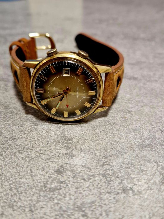 Ceas mecanic cu alarma  , placat cu aur