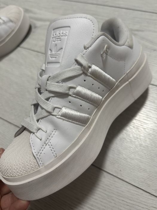 Vand Superstar de damă