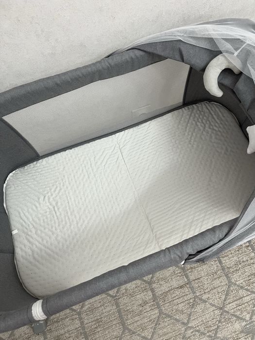 Электрическая приставная люлька