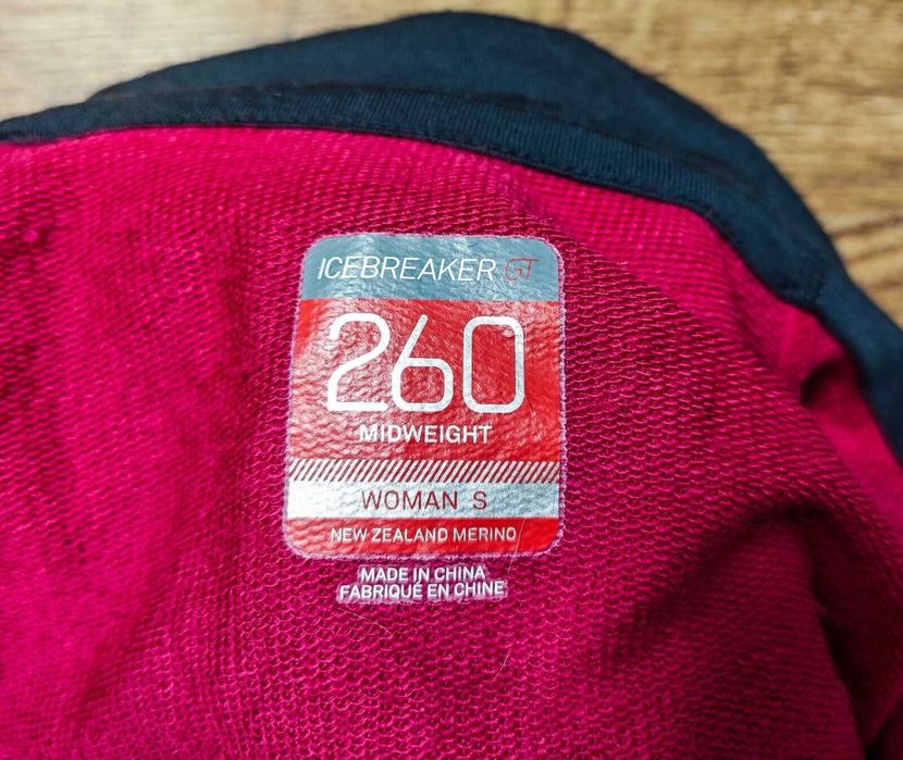 Icebreaker 260 Дамска фланелка с качулка от мериносова вълна размер S