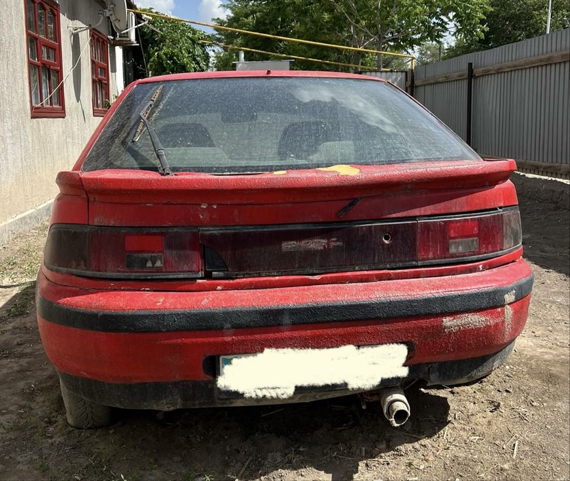 Mazda 323F BG.  требует ремонта