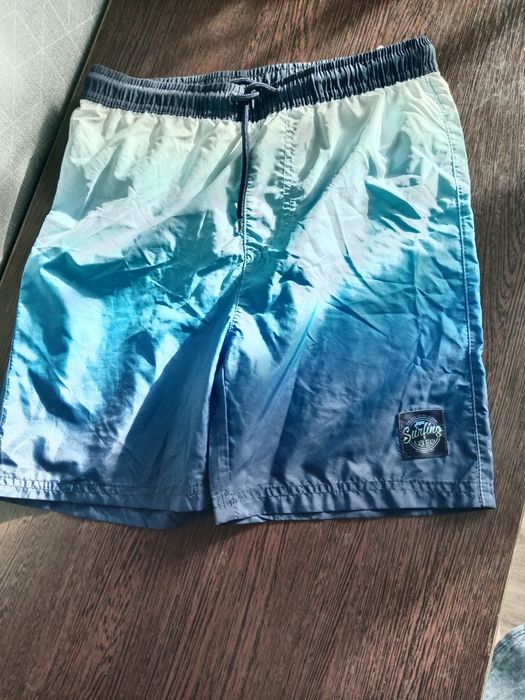 Продам одежду для мальчика 8-10 лет