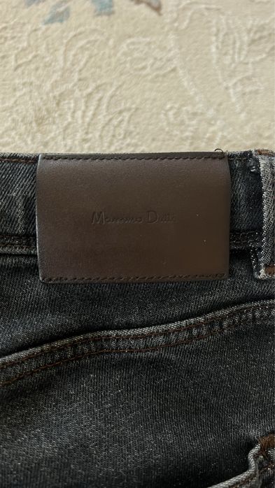 Джинсы Massimo Dutti